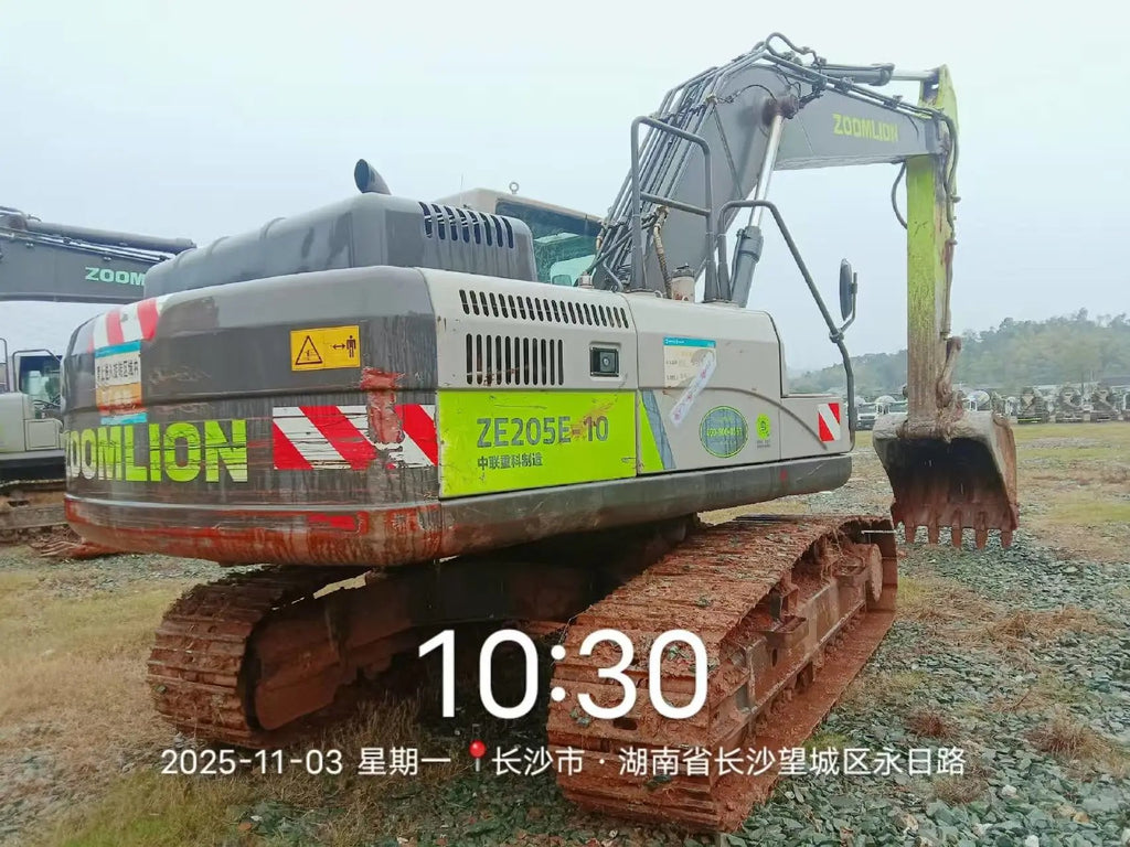 ZE205E‑10‑0272 | 2022/11 | 2835 hours | Changsha — Bucket included