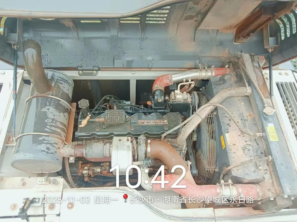 ZE205E‑10‑0272 | 2022/11 | 2835 hours | Changsha — Bucket included