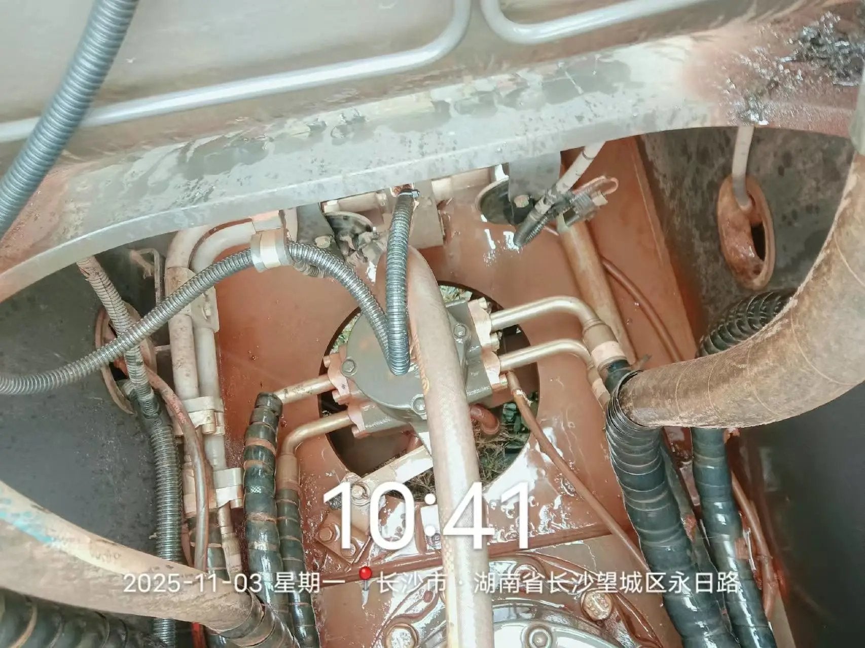 ZE205E‑10‑0272 | 2022/11 | 2835 hours | Changsha — Bucket included