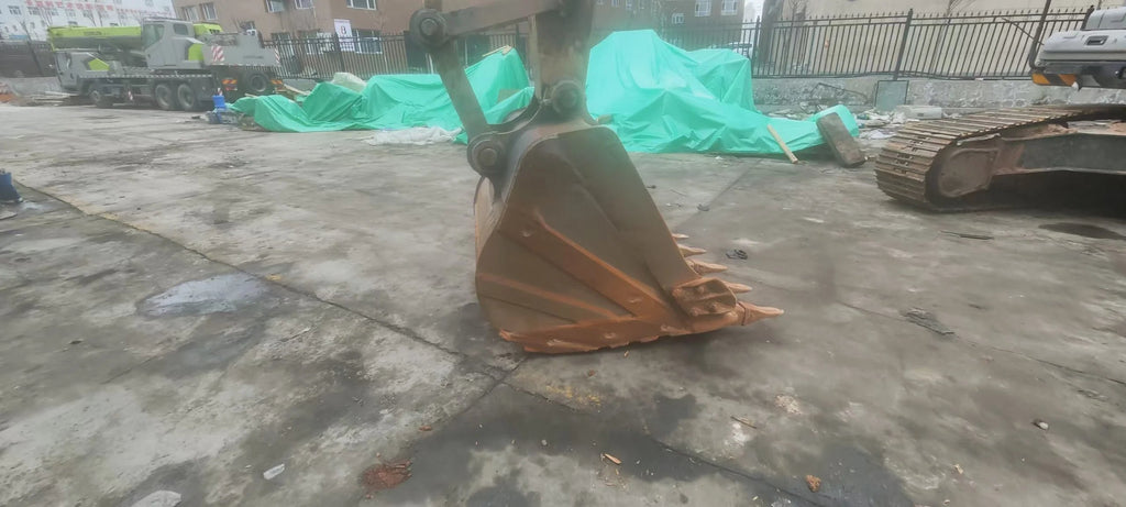 ZE275G‑1174 | 2023 | 1,391 h | Urumqi — Standard digging bucket