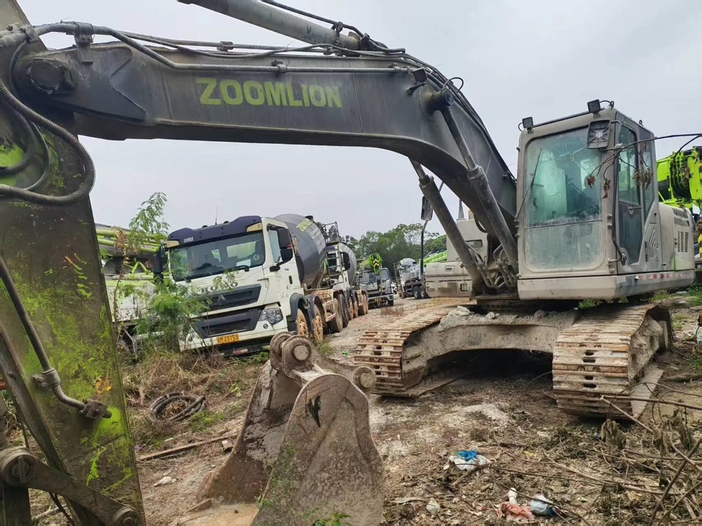ZE205G‑1061 | 2023 | 2329 hours | Huizhou — Bucket included