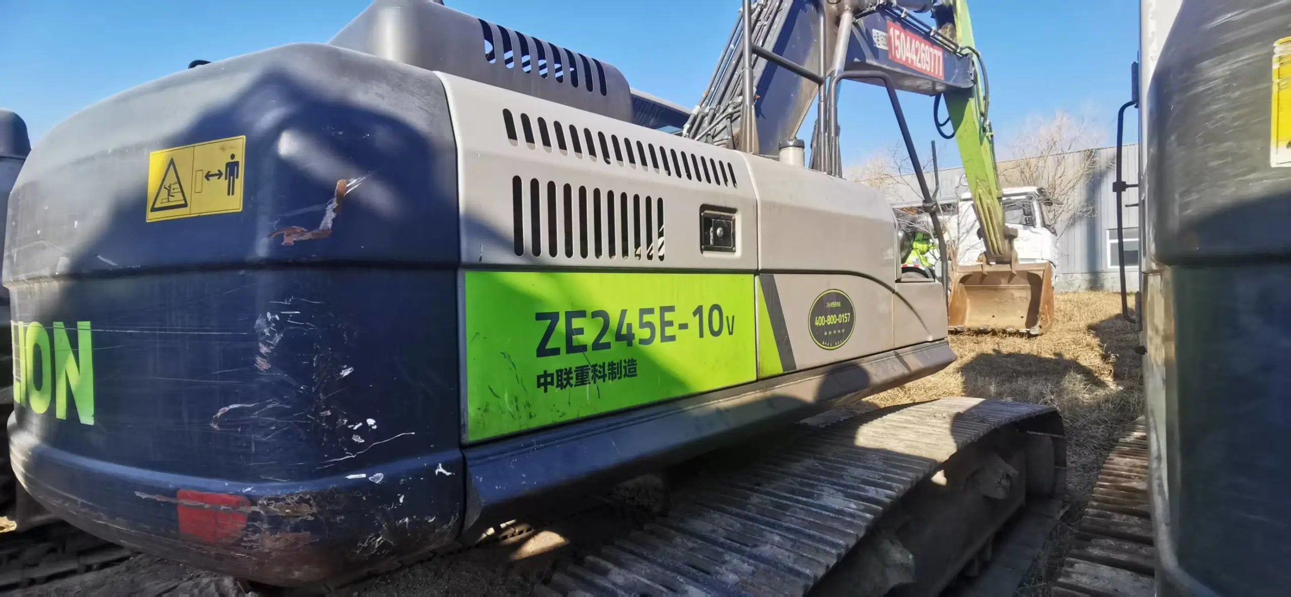 ZE245E‑10‑1710 | 2022 | 4,559 h | Siping — Standard bucket