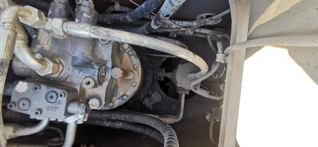 ZE245E‑10‑1710 | 2022 | 4,559 h | Siping — Standard bucket