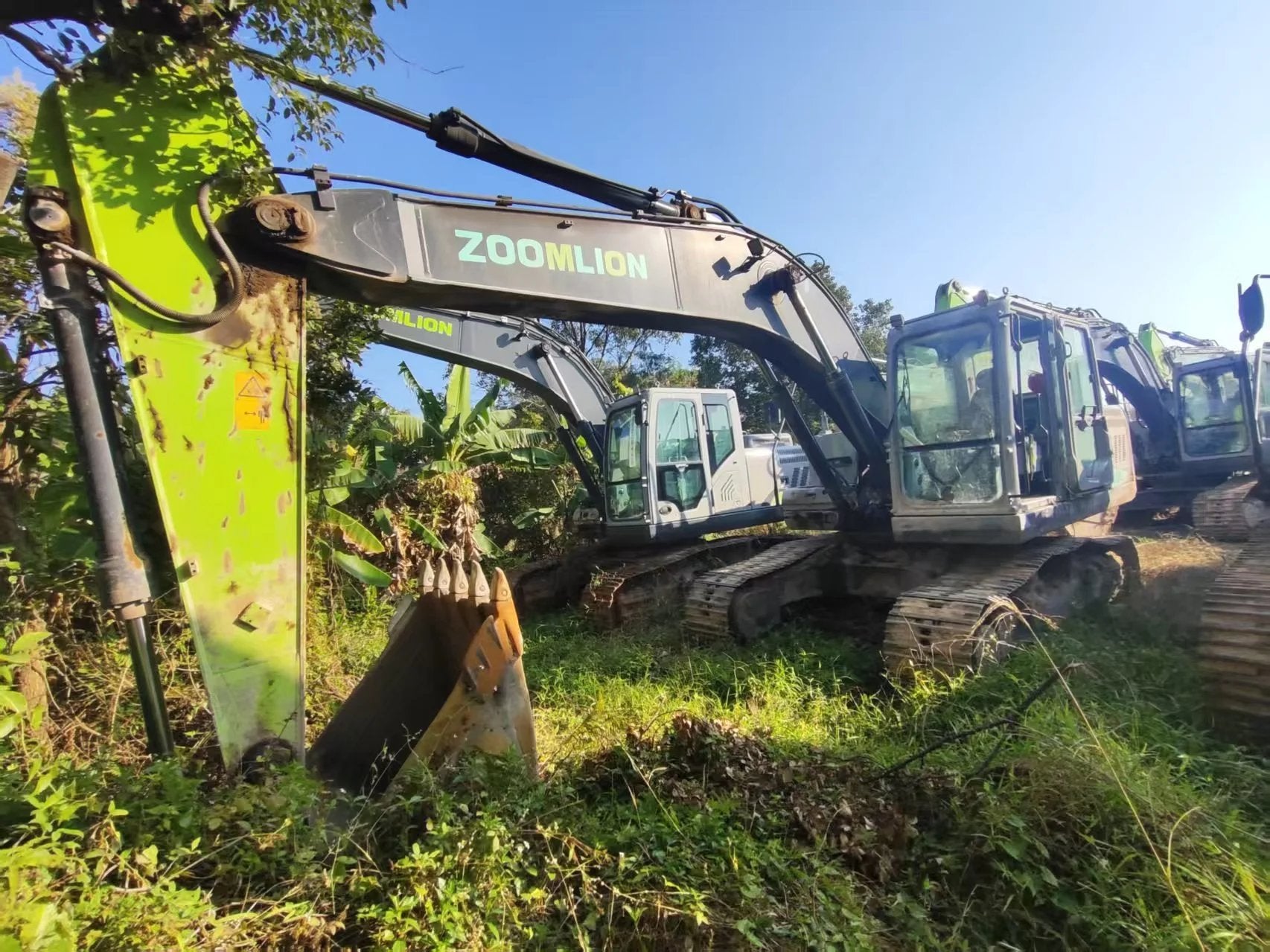 ZE205G‑1530 | 2023/08 | 2,716 hours | Huizhou — Standard bucket