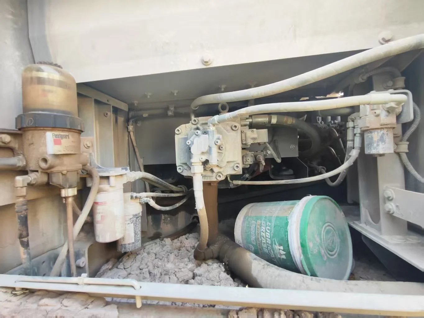 ZE205G‑1530 | 2023/08 | 2,716 hours | Huizhou — Standard bucket