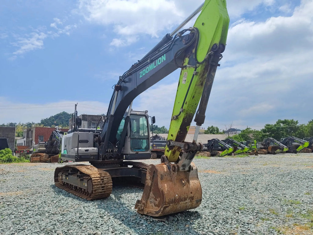 ZE200G‑1002 | 2023/06 | 1502 hours | Changsha — Bucket included