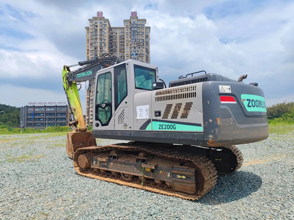 ZE200G‑1002 | 2023/06 | 1502 hours | Changsha — Bucket included