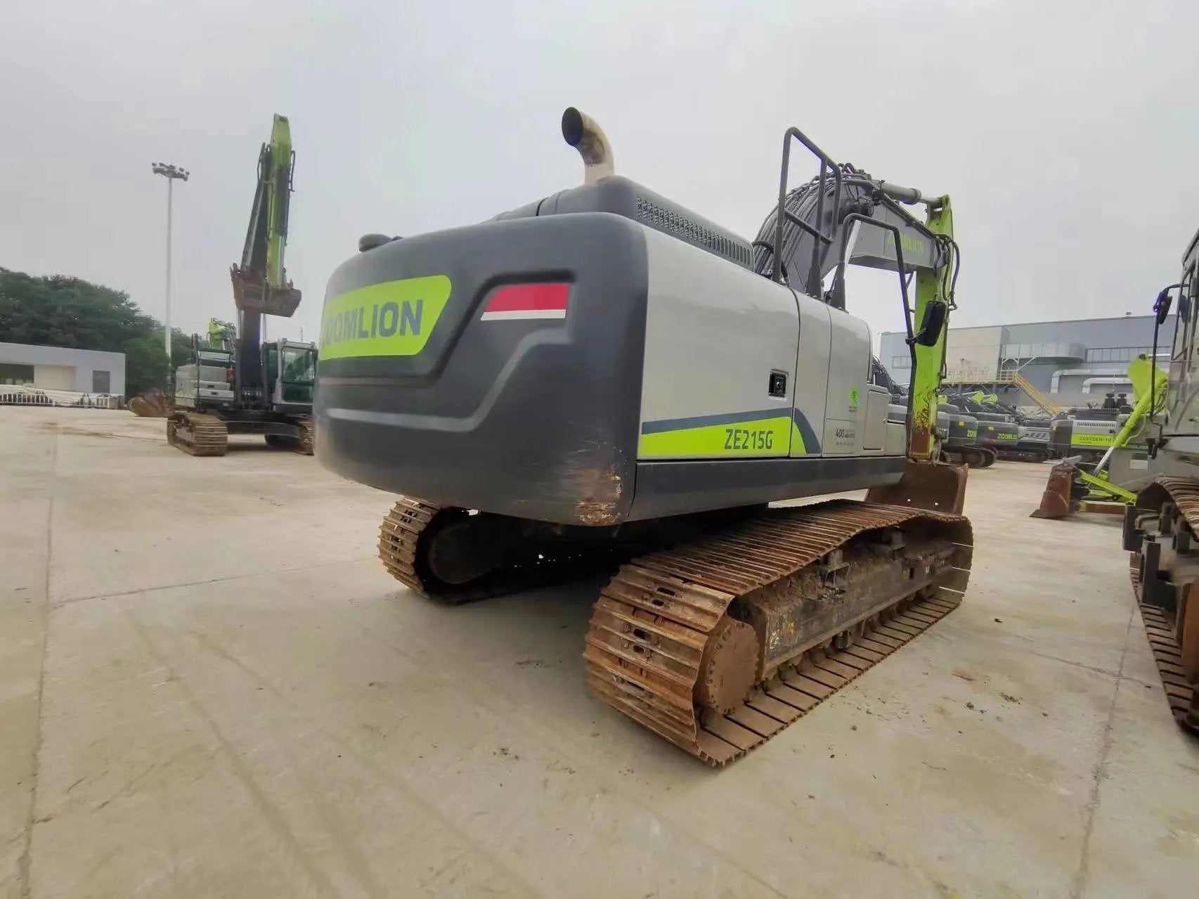 ZE215G | 2022/12 | 304 h | Weinan — Bucket & 140 Hydraulic Breaker