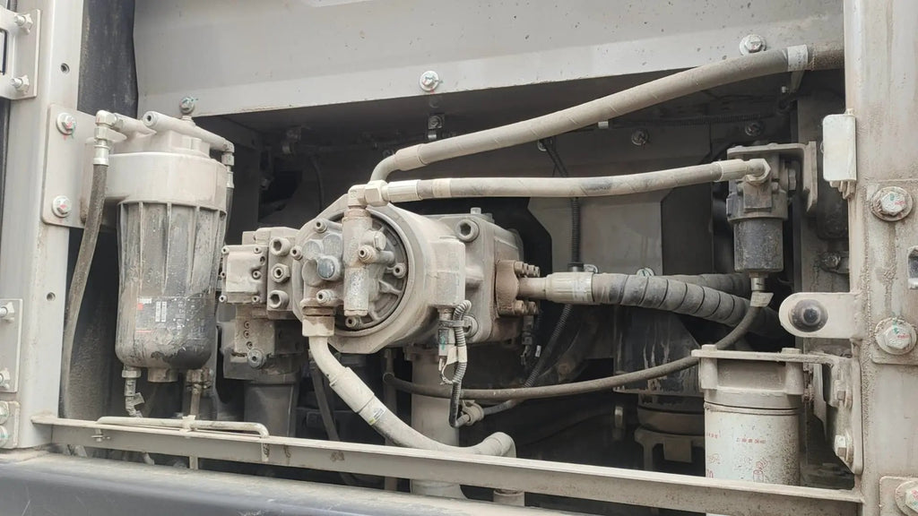 ZE215G | 2022/12 | 304 h | Weinan — Bucket & 140 Hydraulic Breaker