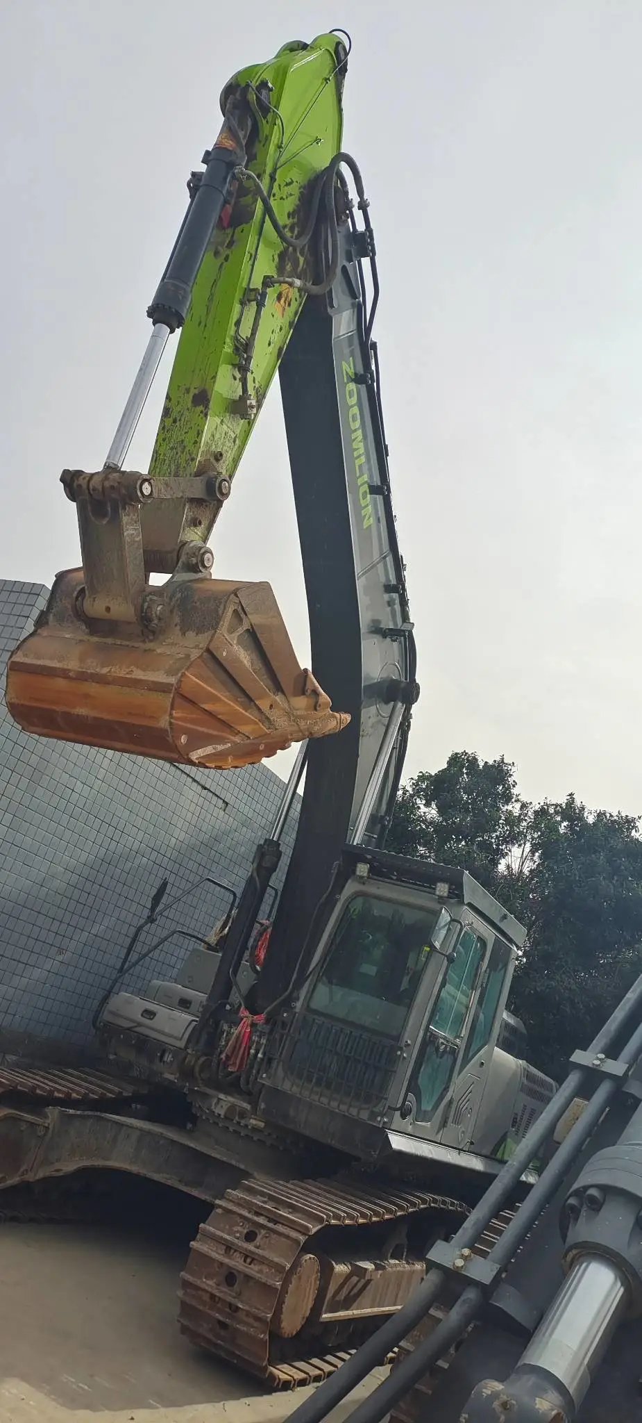 ZE385GK‑1015 | 2023 | 1878 hours | Weinan