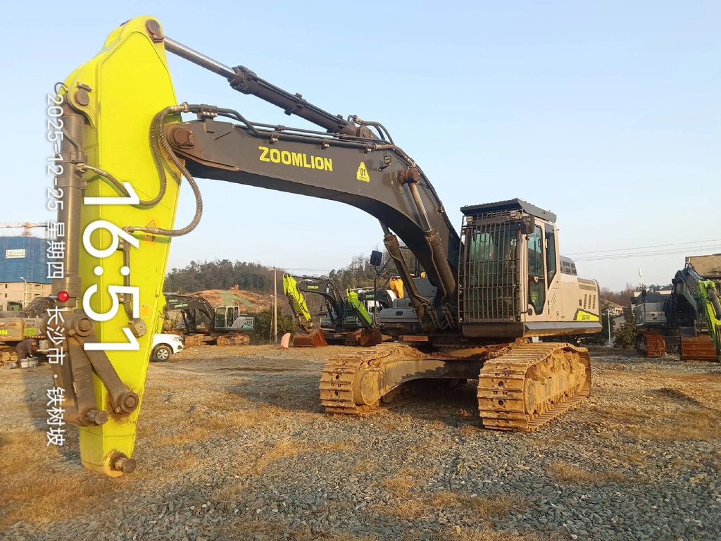 ZE375GK‑1181 | 2023 | 611 h | Changsha — Standard Digging Bucket