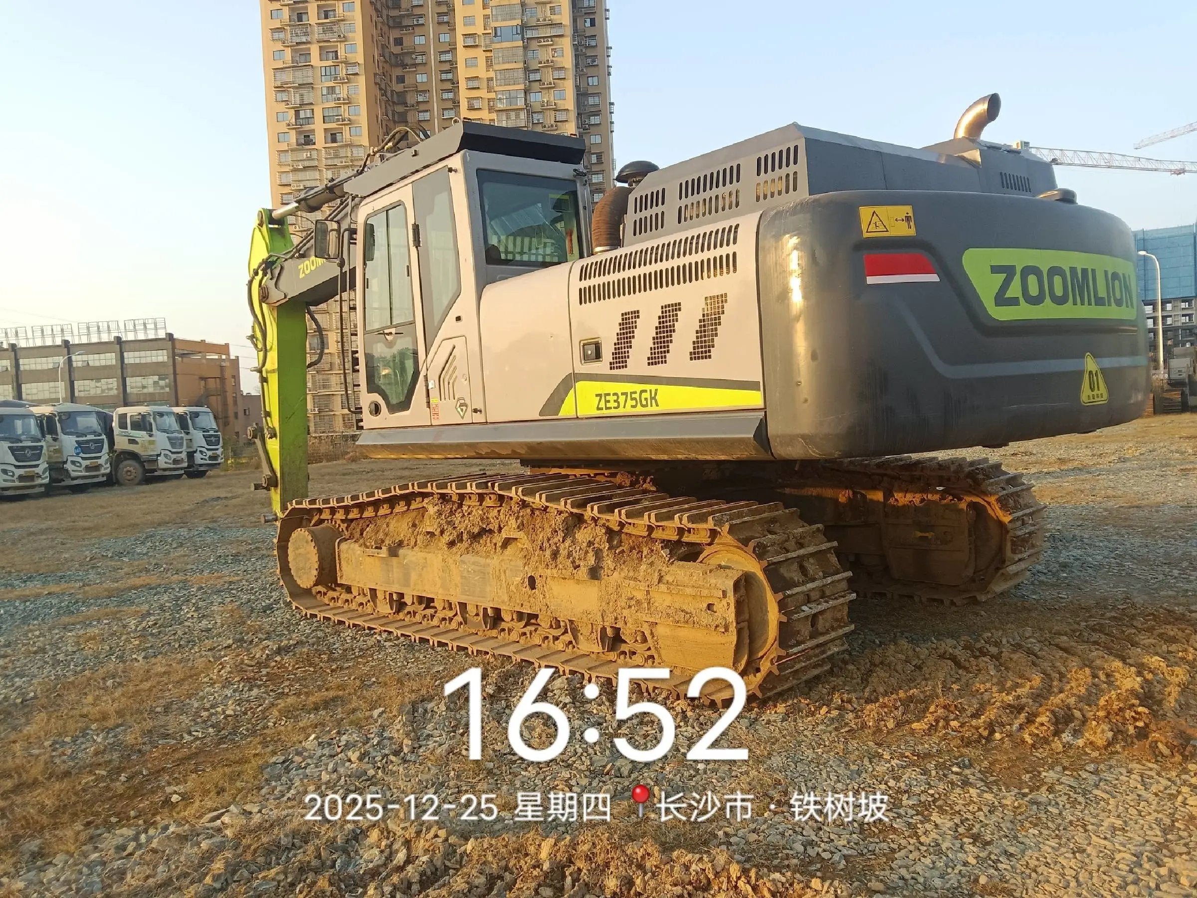 ZE375GK‑1181 | 2023 | 611 h | Changsha — Standard Digging Bucket