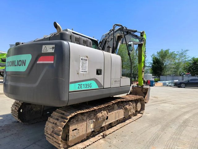 ZE135G‑1337 | 2023 | 475 hours | Urumqi