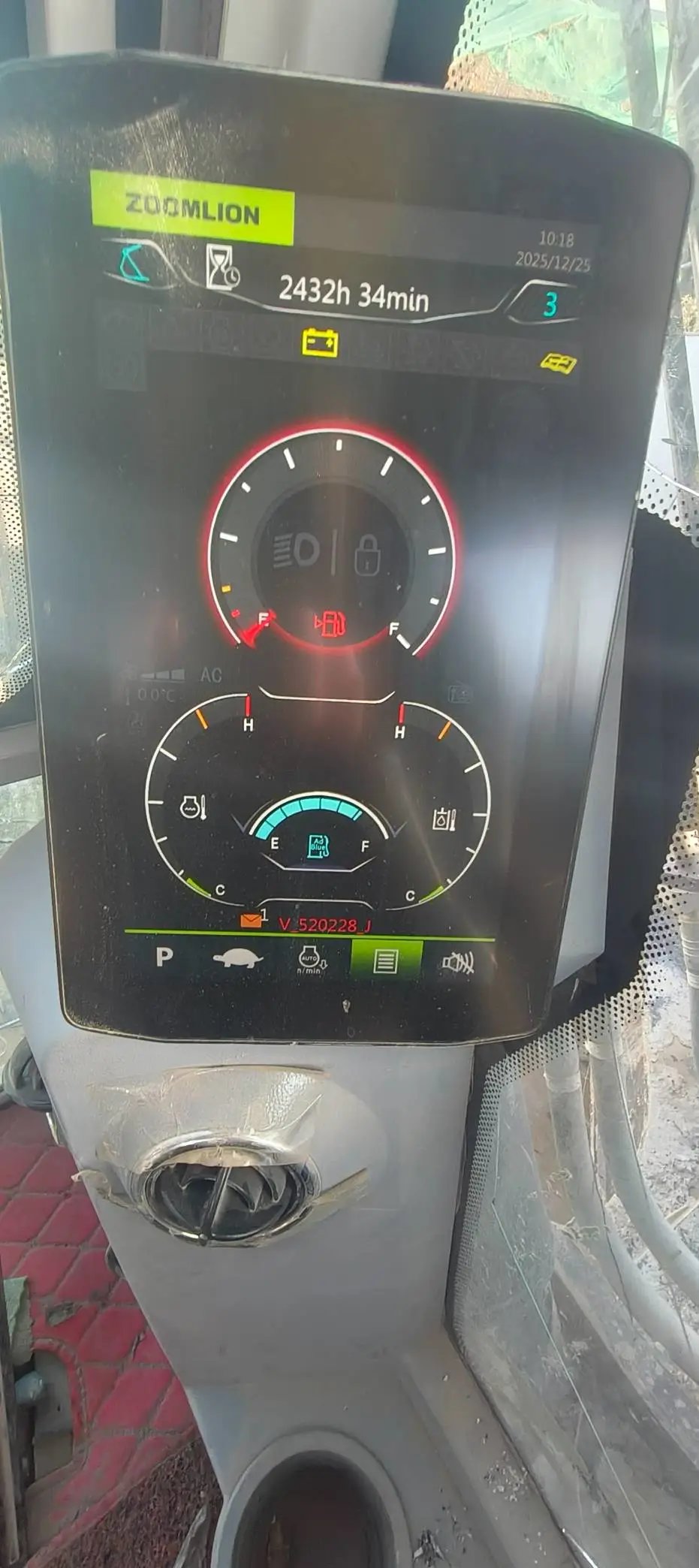 ZE385GK‑1140 | Manufactured Sep 2023 | 2,432 hours | Weinan Industrial Park