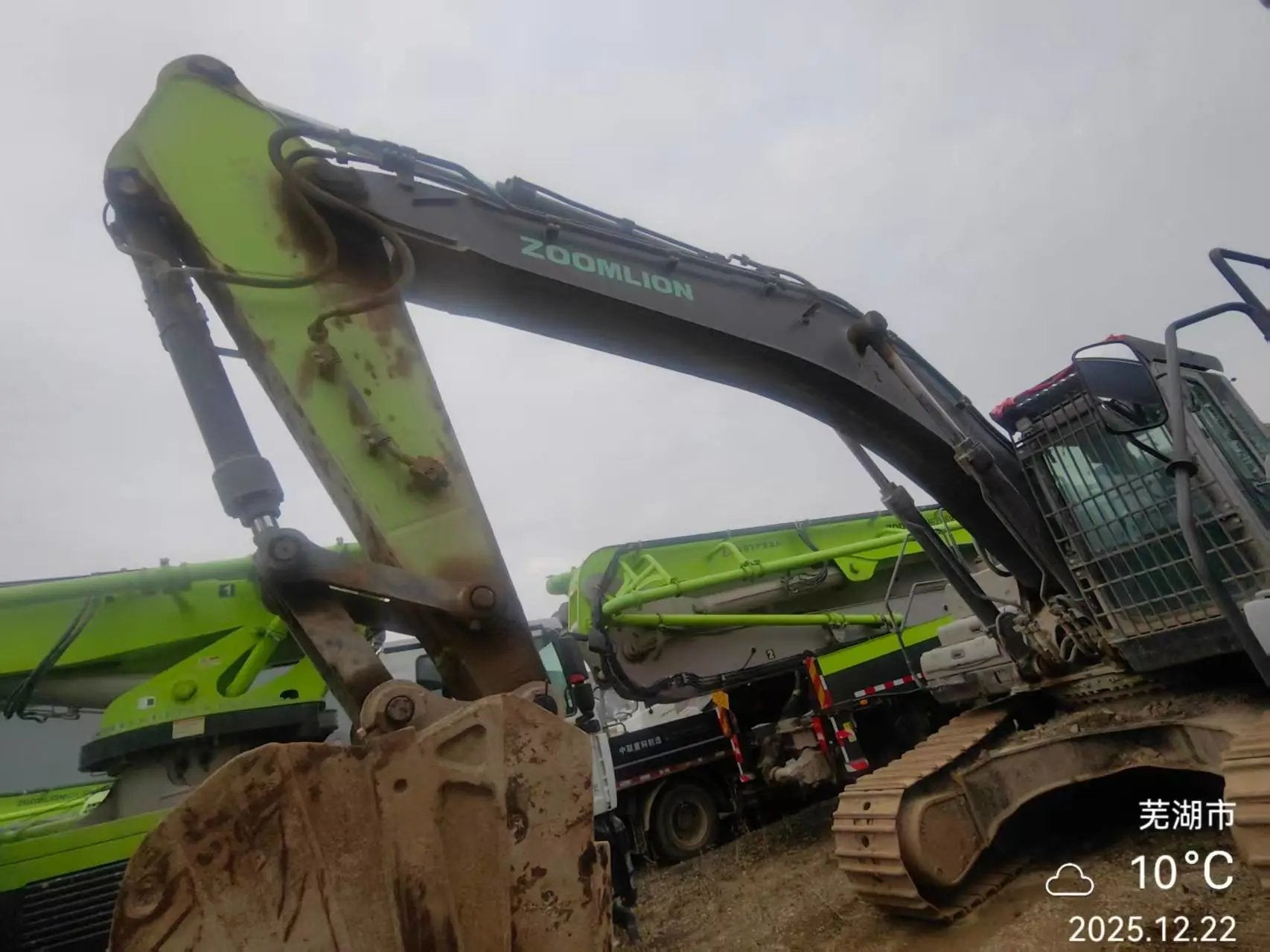 ZE385GK‑1179 | Manufactured 2023 | 1,295 hours | Wuhu, Anhui