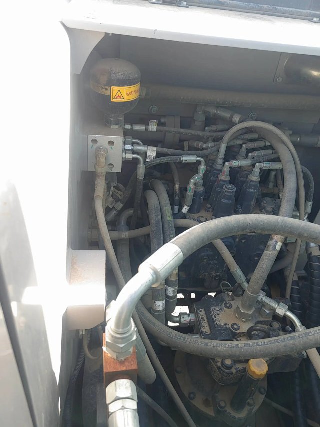 ZE135G‑1538 | 2023 | 576 hours | Urumqi