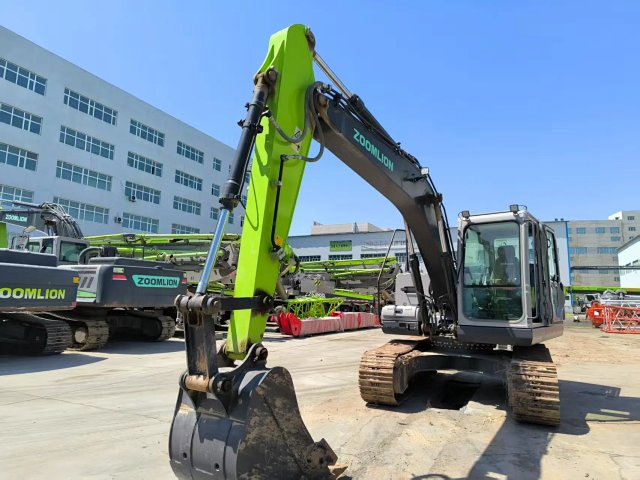 ZE135G‑1338 | 2023 | 152 hours | Urumqi