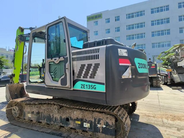 ZE135G‑1338 | 2023 | 152 hours | Urumqi