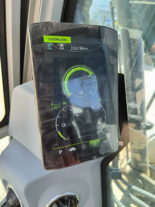 ZE135G‑1338 | 2023 | 152 hours | Urumqi