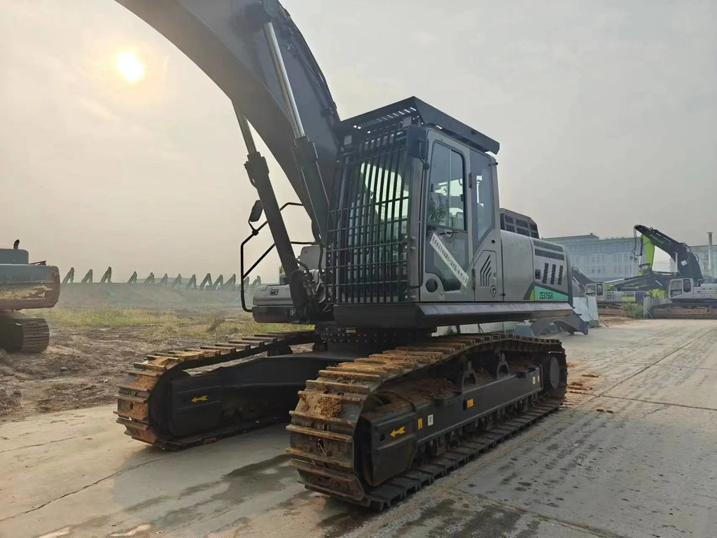 ZE375GK-1010 | 2023 | 16 h | Weinan Park — Standard Digging Bucket