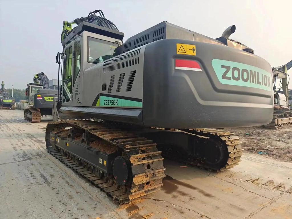 ZE375GK-1010 | 2023 | 16 h | Weinan Park — Standard Digging Bucket
