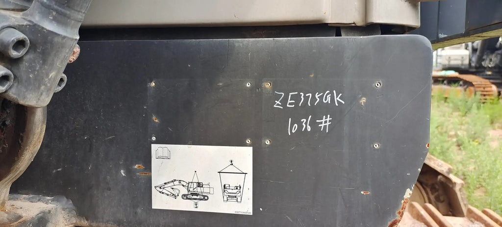 ZE375GK‑1036 | 2023 | 268 h | Weinan Park — Standard Digging Bucket