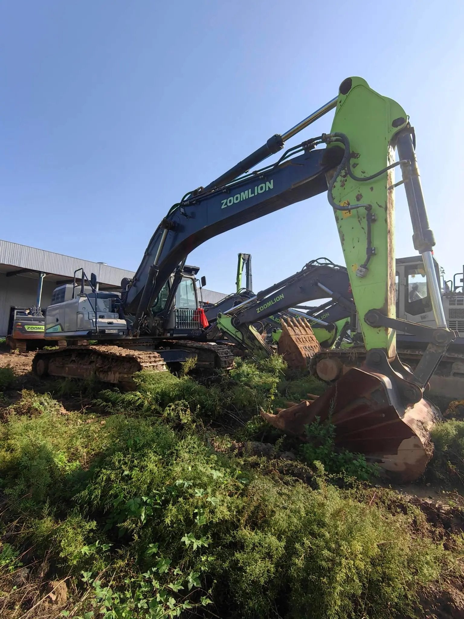 ZE385GK‑1064 | 2023 | 745 hours | Weinan Industrial Park