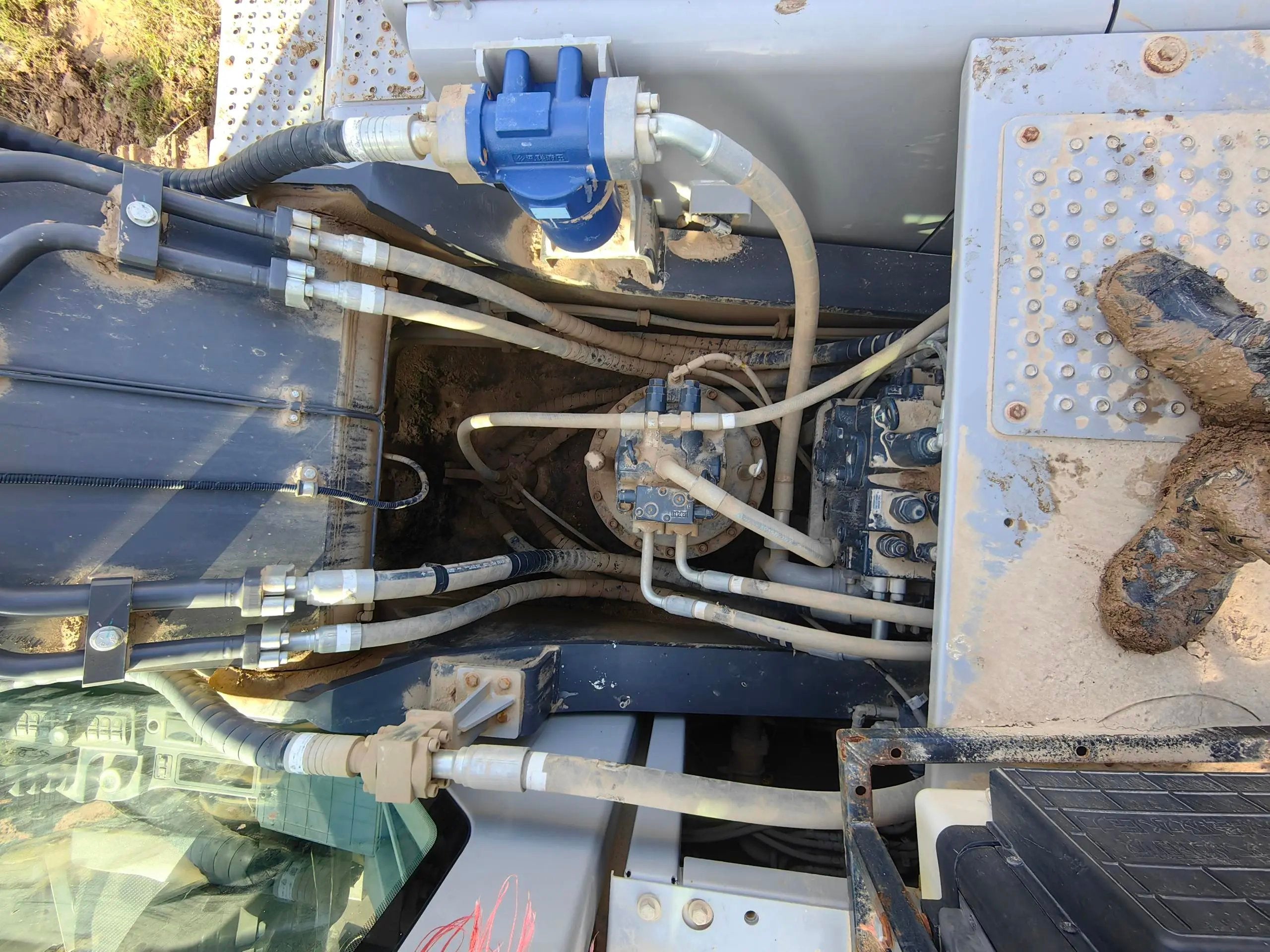 ZE385GK‑1064 | 2023 | 745 hours | Weinan Industrial Park