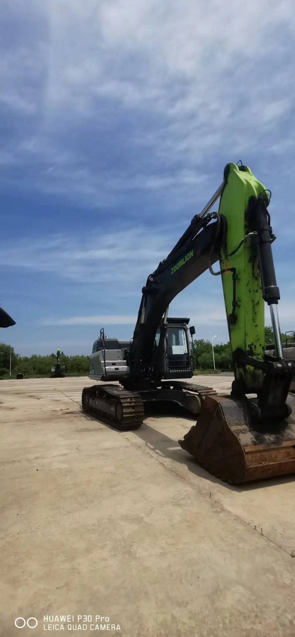 ZE385GK‑1058 | 2023 (Apr) | 524 hours | Siping