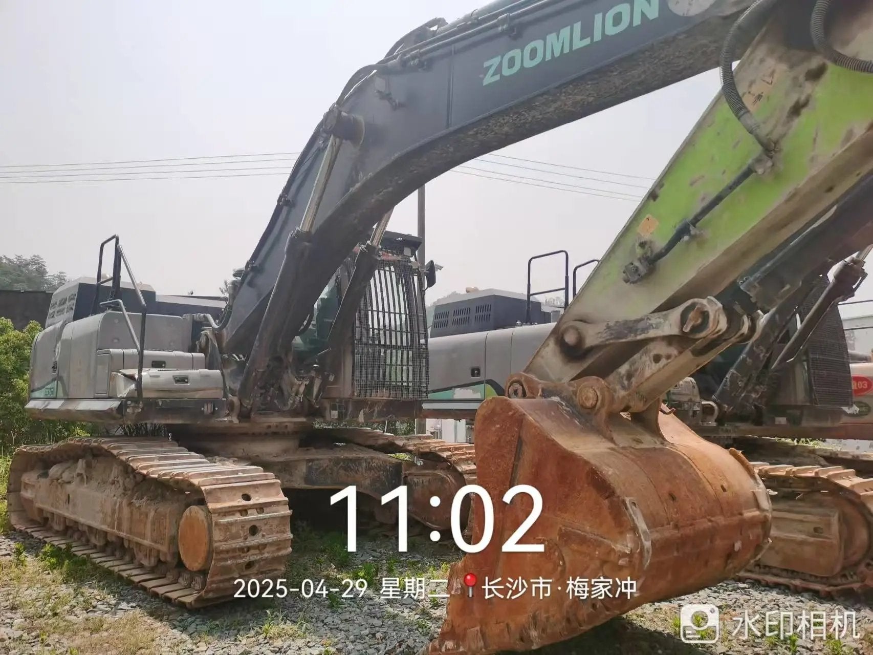 ZE375GK -1025| Mar 2023 | 3,119 h | Parked in Changsha — Standard Digging Bucket