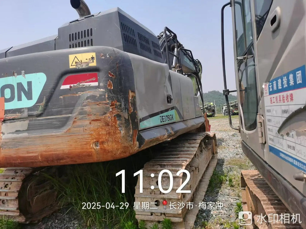 ZE375GK -1025| Mar 2023 | 3,119 h | Parked in Changsha — Standard Digging Bucket