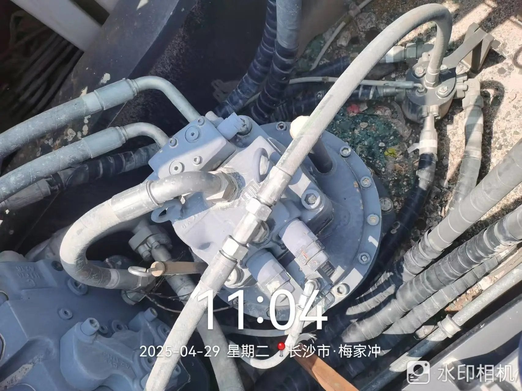 ZE375GK -1025| Mar 2023 | 3,119 h | Parked in Changsha — Standard Digging Bucket
