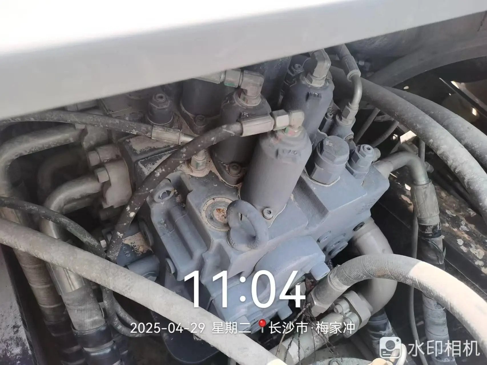 ZE375GK -1025| Mar 2023 | 3,119 h | Parked in Changsha — Standard Digging Bucket