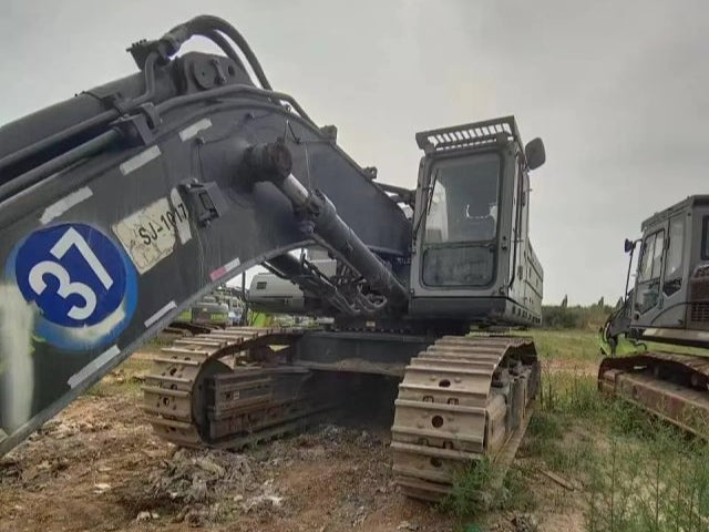ZE730E‑10‑5032 | 2022 | 2,136 h | Weinan — Standard digging bucket