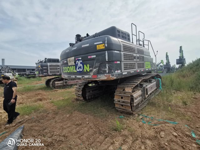 ZE730E‑10‑5030 | 2022 | 2,199 h | Weinan — Standard digging bucket