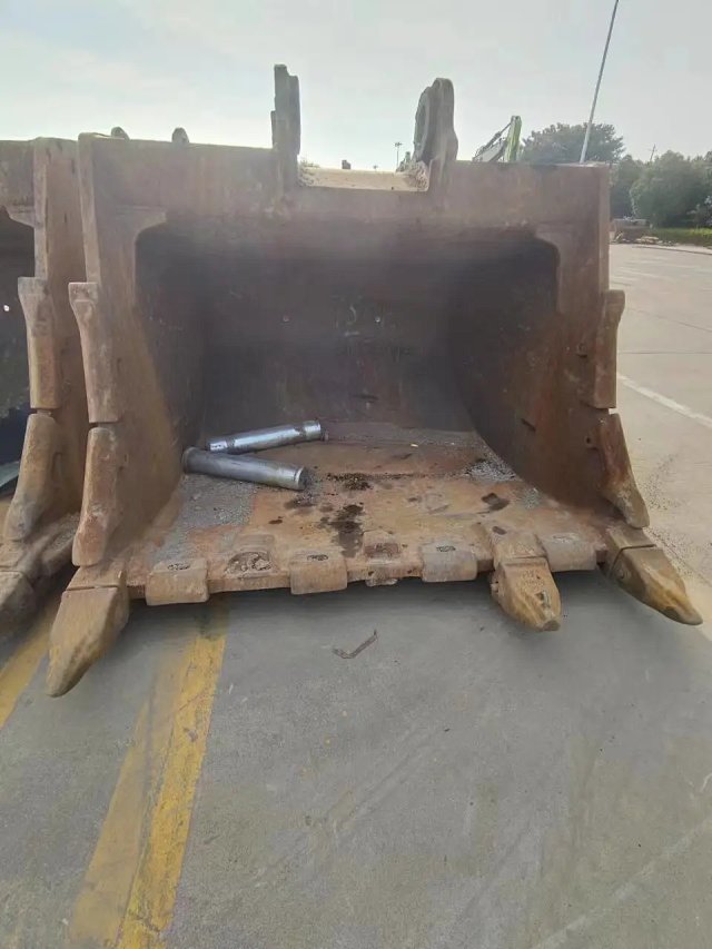 ZE730E‑10‑5034 | 2022 | 2,202 h | Weinan — Standard digging bucket