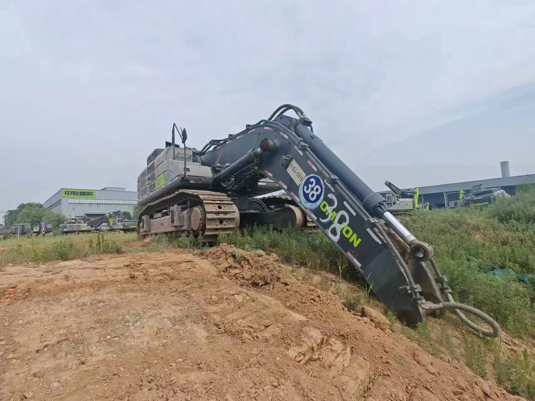ZE730E‑10‑5035 | 2022 | 1,975 h | Weinan — Standard digging bucket