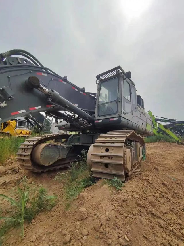 ZE730E‑10‑5031 | 2022 | 1,682 h | Weinan — Standard digging bucket