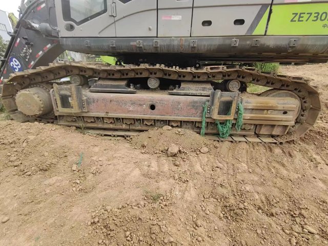 ZE730E‑10‑5031 | 2022 | 1,682 h | Weinan — Standard digging bucket