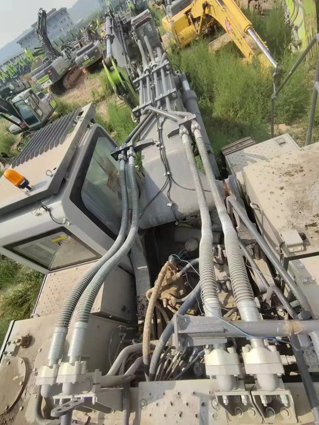 ZE730E‑10‑5033 | 2022 | 2,275 h | Weinan — Standard digging bucket