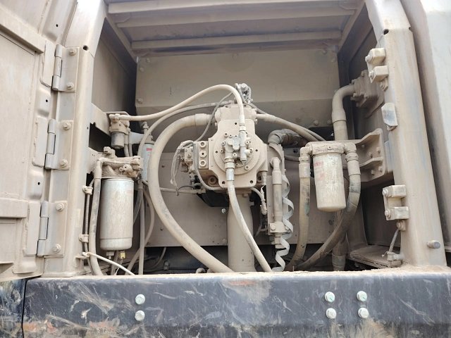 ZE650G‑3031 | 2023 | 3,853 h | Weinan Industrial Park — Standard digging bucket