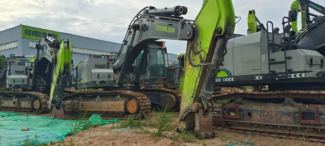ZE650G‑3050 | 2023 | 4,364 h | Weinan Industrial Park — Standard digging bucket
