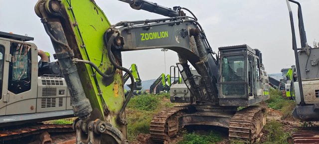 ZE650GK‑3040 | 2023 | 3,582 h | Weinan Park — No bucket assembly