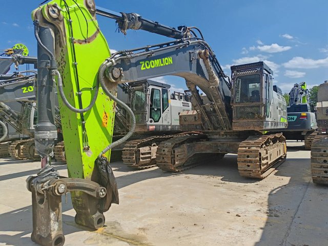 ZE650GK‑3009 | 2023 | 2,419 h | Weinan — AIDI 220 hydraulic breaker
