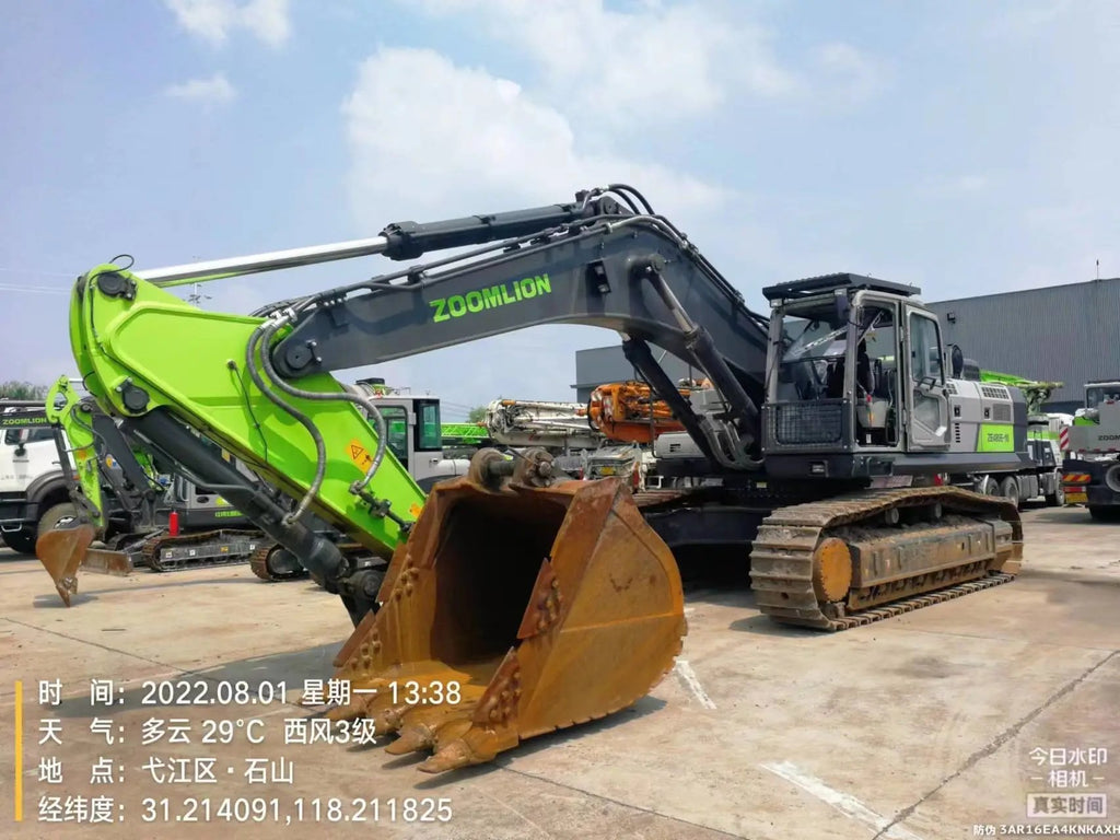 ZE485E‑10‑5141 — Manufactured Nov 2020 | 3,746 hours | Parked in Wuhu | Bucket fitted