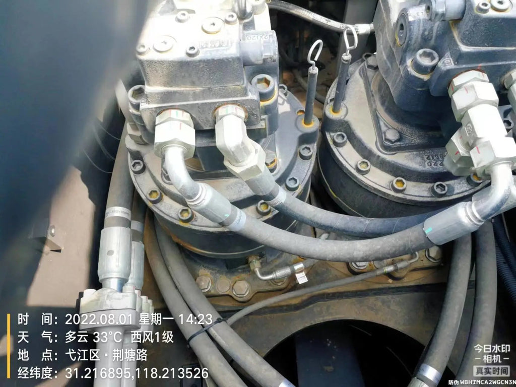 ZE485E‑10‑5141 — Manufactured Nov 2020 | 3,746 hours | Parked in Wuhu | Bucket fitted