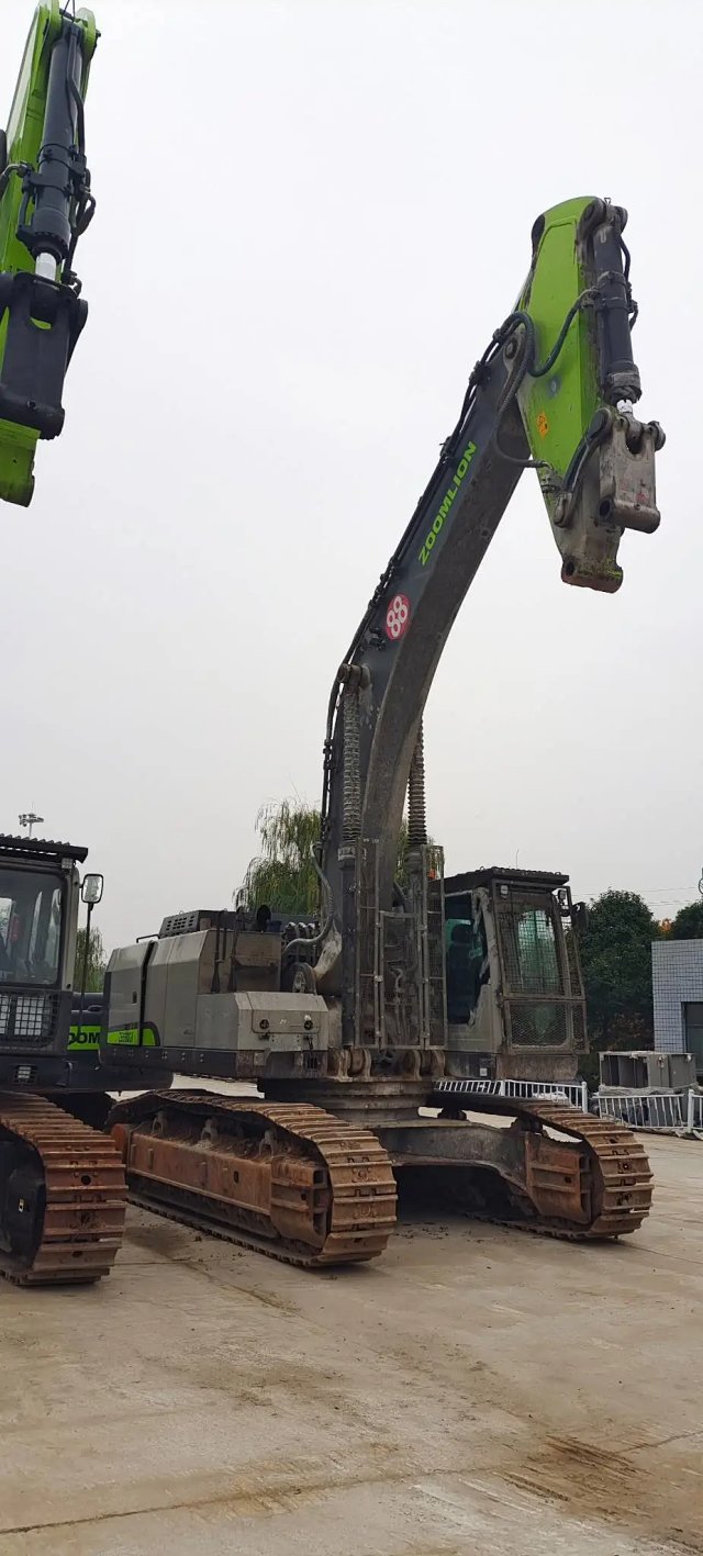 ZE650GK‑3074 | Sep 2023 | 3,455 h | Weinan — No bucket assembly