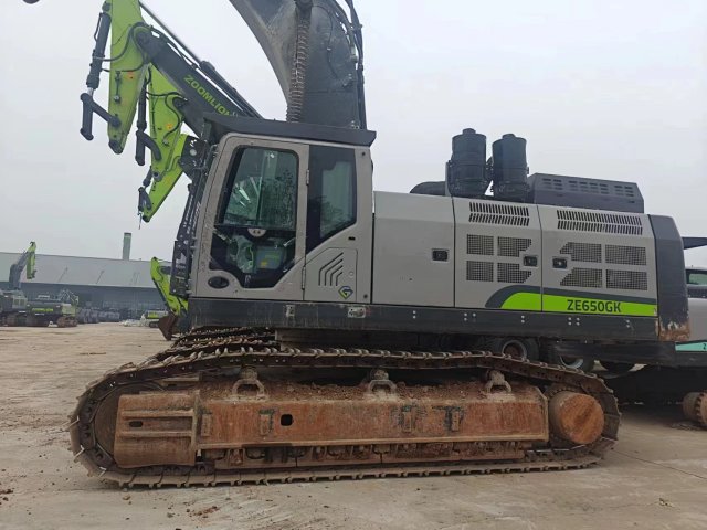 ZE650GK‑3074 | Sep 2023 | 3,455 h | Weinan — No bucket assembly
