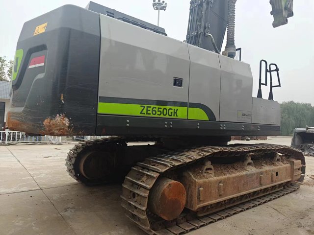 ZE650GK‑3074 | Sep 2023 | 3,455 h | Weinan — No bucket assembly
