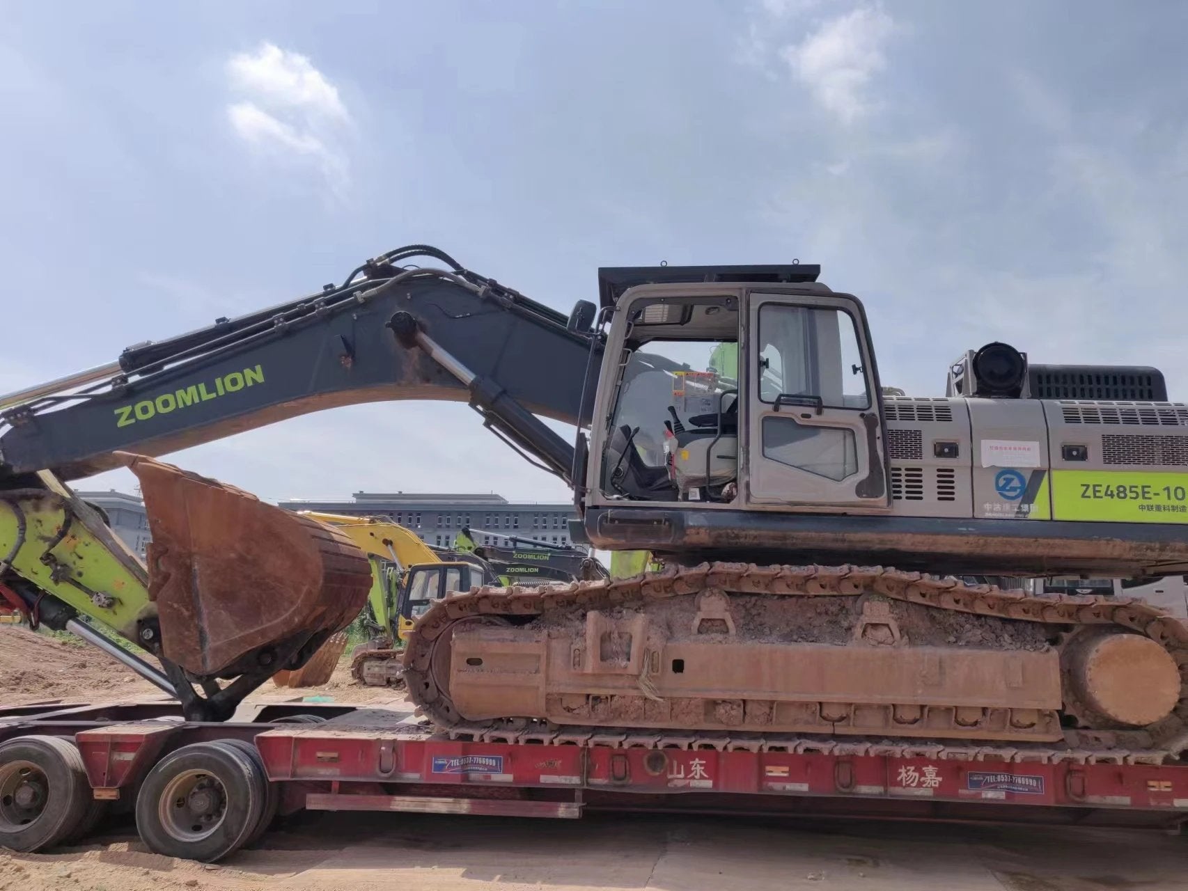 ZE485E‑10‑5268 | Jun 2021 | 1,143 h | Weinan — Bucket included